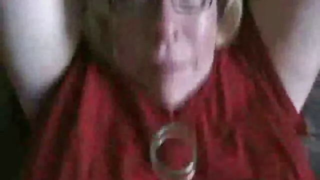My MILF Exposed - MILF aux gros seins suce une bite video coquine x raide