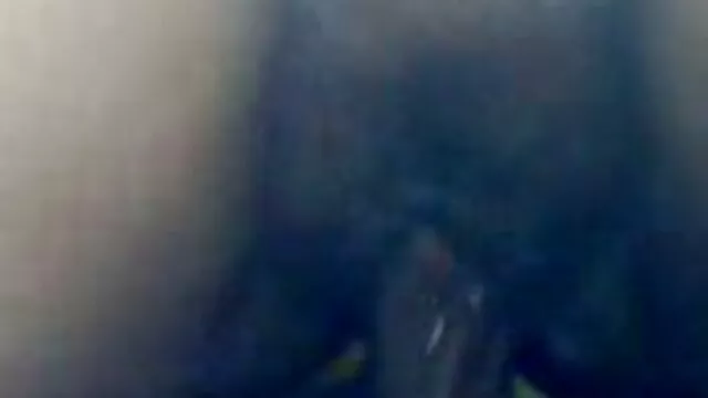 Deux filles ayant des relations sexuelles dans vidéos x film la chambre