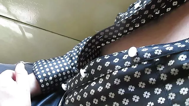 3some video de x gratuit avec Lanni en bottes