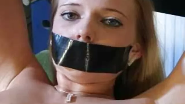 Cette asiat se fait defoncer le cul un film porno en vidéo
