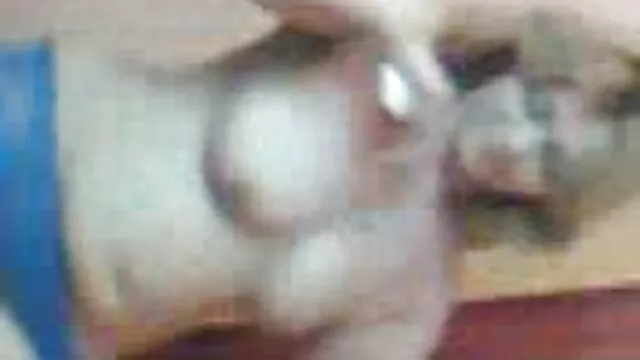 Couple de vieux vidéo amateur x gratuit dans la chambre d'hôtel