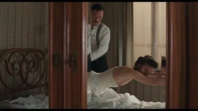 Une milf persane se fait baiser videos streaming de films pornos et doigter