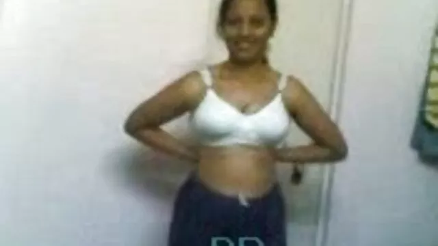 Cunnilingus en video film sex gratuit bas une jarretière et un corset