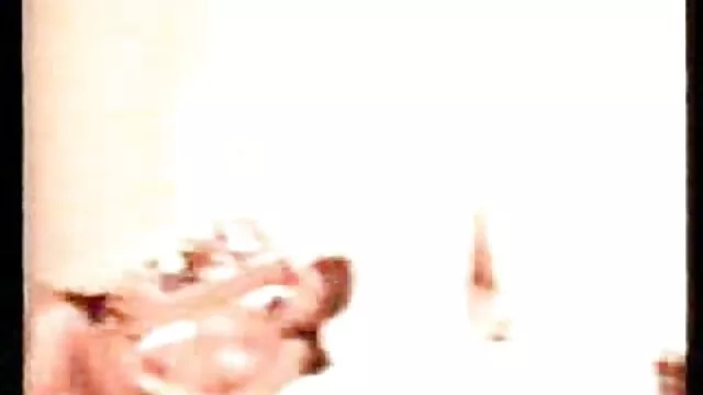 caoutchouc noir melanie extrait de video x amateur